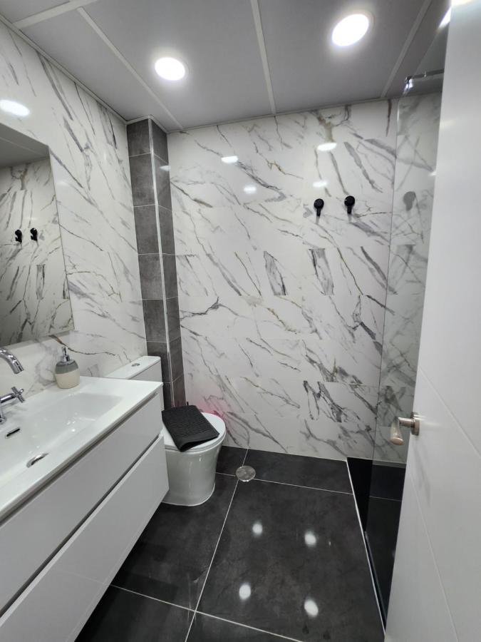 M-A Apartamento Carnicer Madrid Exteriör bild